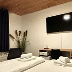 Niederdreisbacher Hof 3*