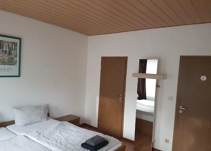 Niederdreisbacher Hof بيت ضيافة